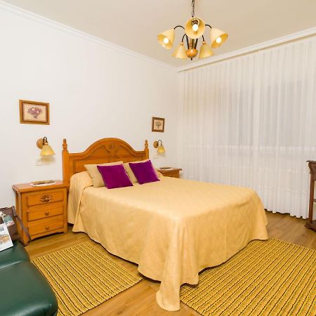 Alojamientos Garden Ribadeo Chambre photo
